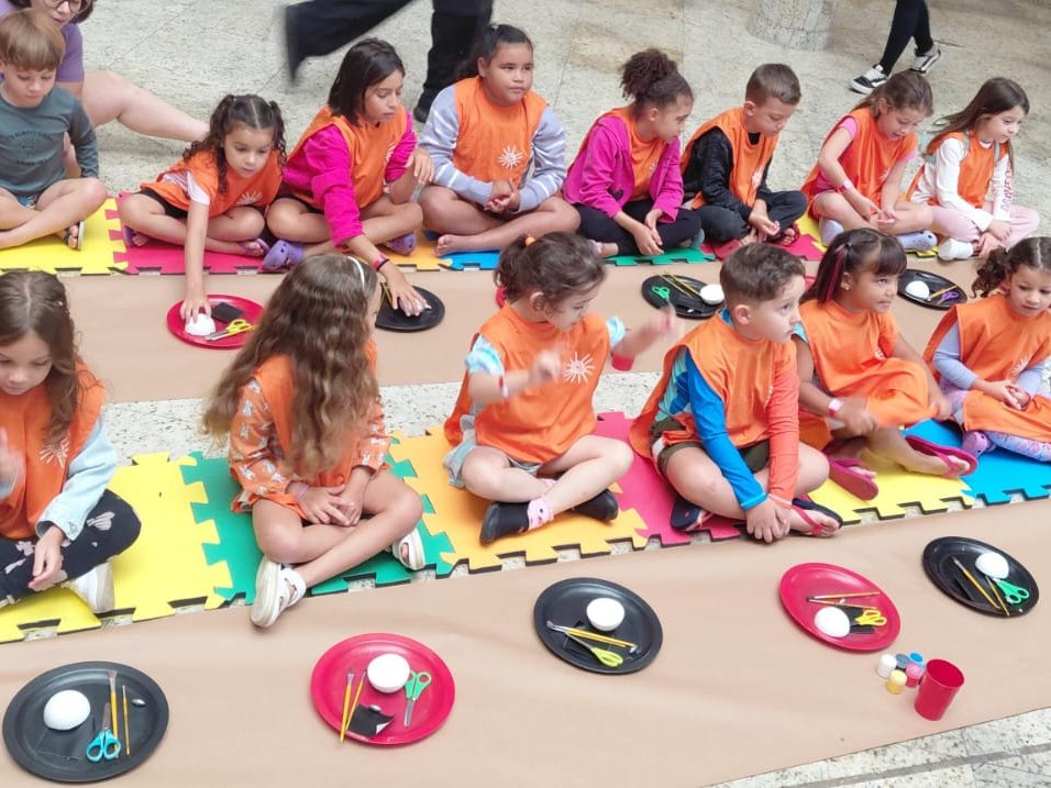 Oficina do Science Place com atividades mão na massa para o público infantil